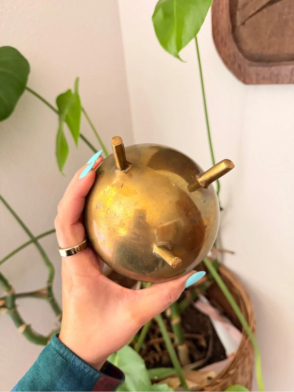 Vintage Brass Tripod Vase Flared Neck Mid Century Modern 7.5”